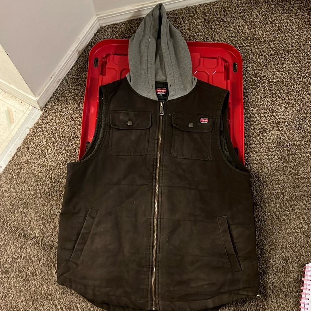COPY - Wrangler  hoodie vest